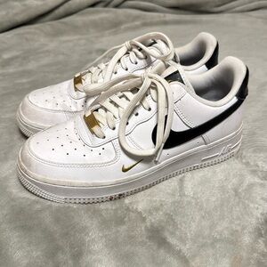 Women’s Nike shoes